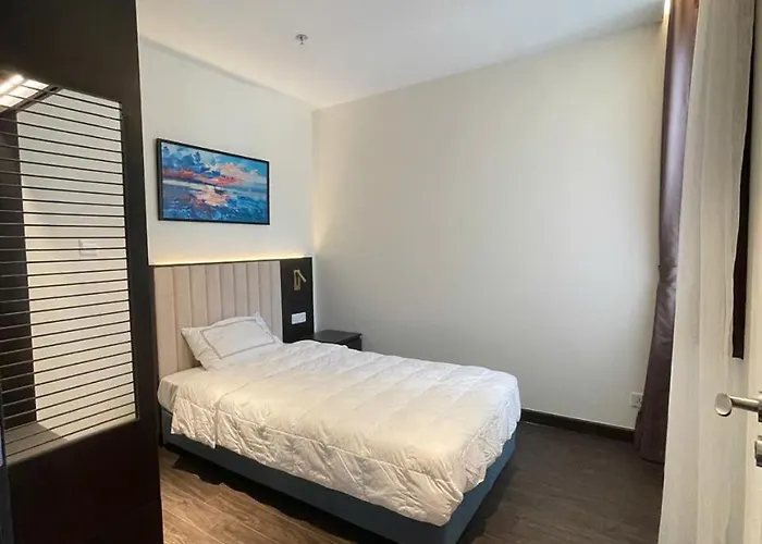 Ho 2 Pn, Phu Hop Gia Dinh, Gan Bien, View Cheo Bien, Vong Quay Mt The Sapphire 2 Hạ Long